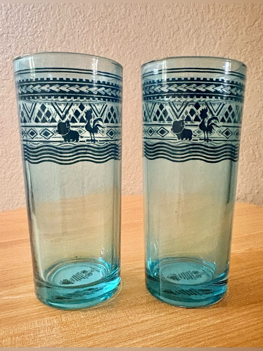 Disney Parks Moana Spotlight Pua Hei Hei Small Blue Glass 10 Oz Set of 2 New
